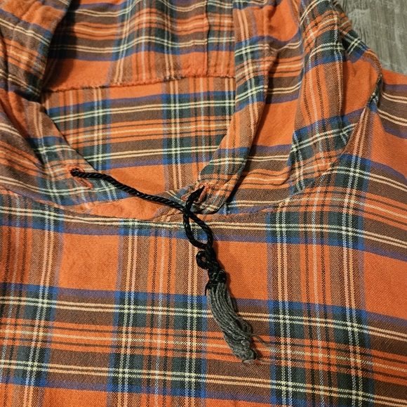 Handmade Plaid pullover - Picture 9 of 9